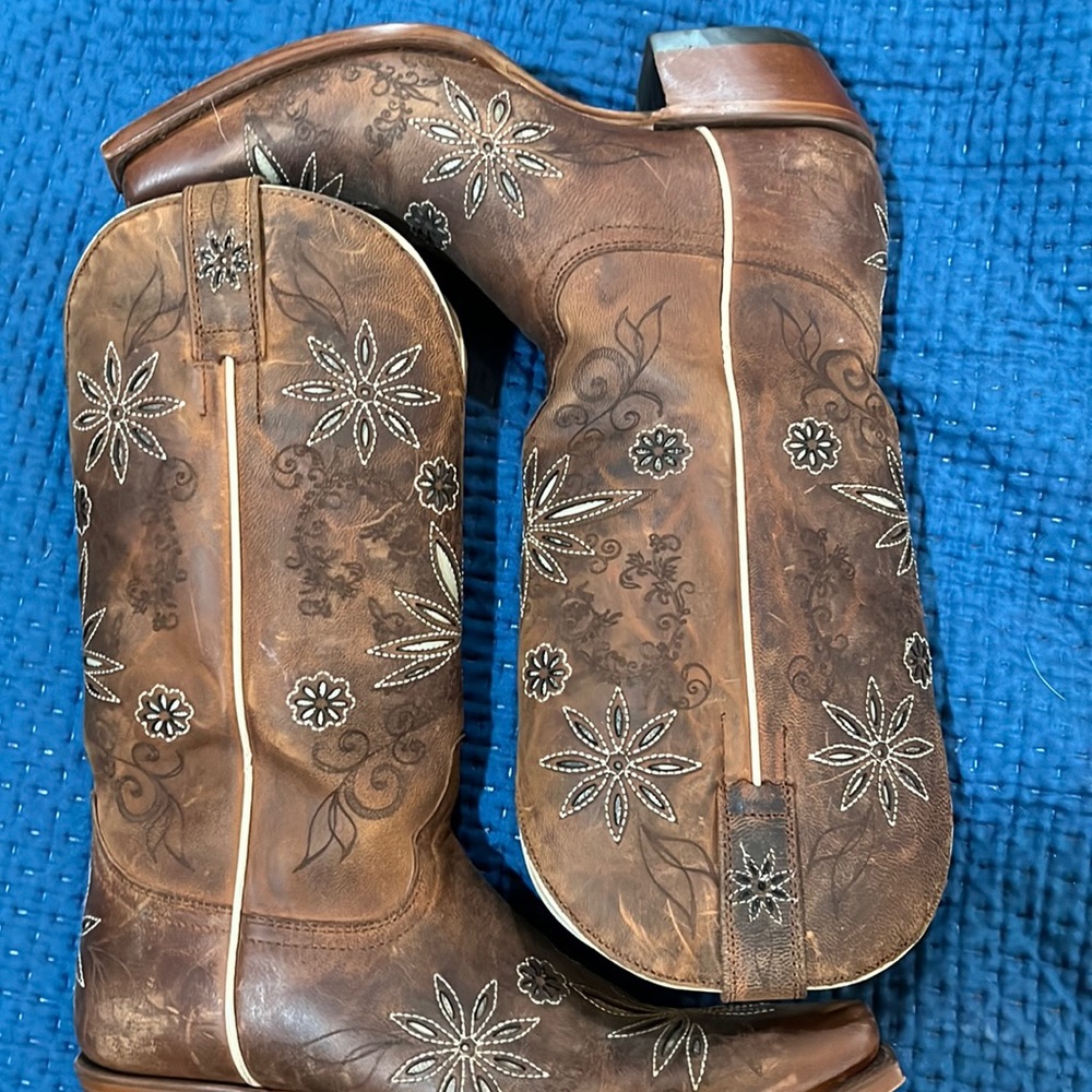 Hardly used has a scrape on the toe